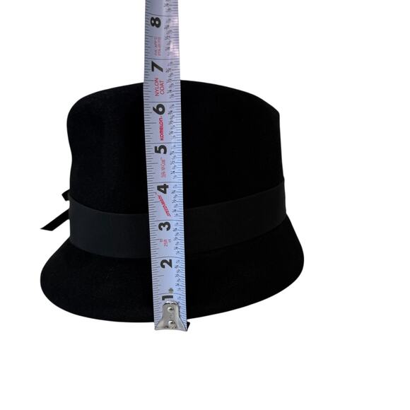 Vintage Lazarus Black Velvet Felt Cloche Hat w/ Ribbon 21\